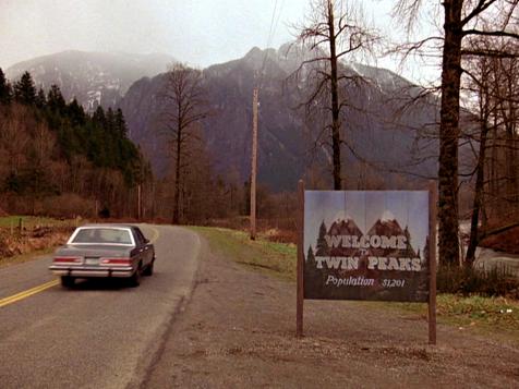 If 'Twin Peaks' had a putt-putt course...