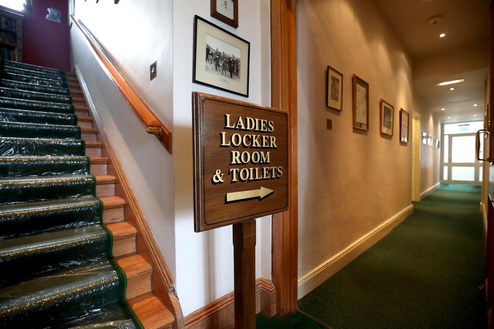 scotland-womens-golfers-muirfield-ladies-locker-room-sign.jpg