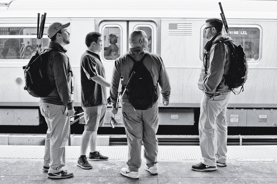 golfers-waiting-for-subway.jpg