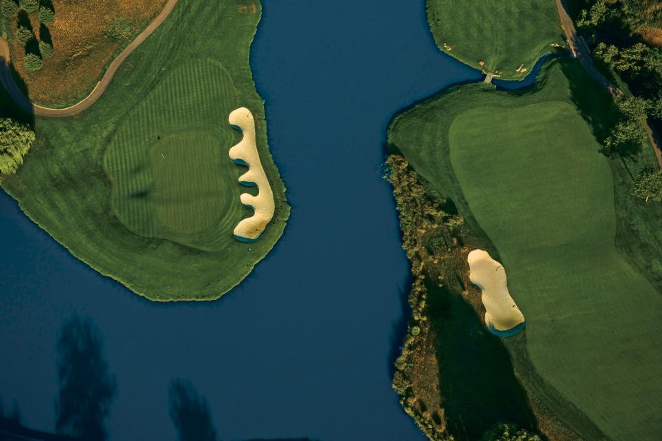 Liberty-National-Golf-seventh-green-sixth-fairway-aerial.jpg