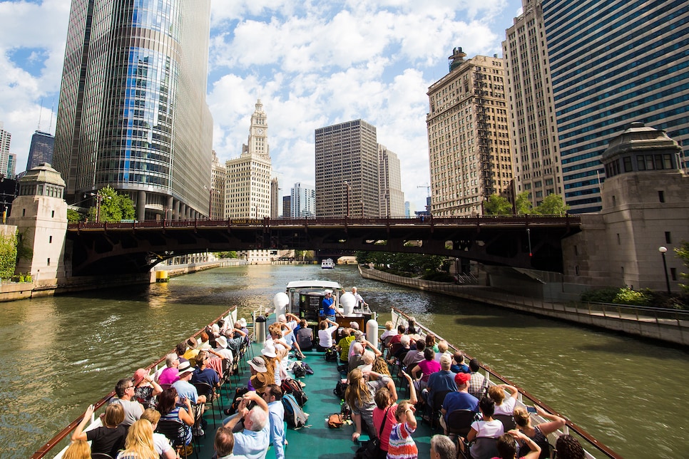 Chicago-Architecture-Foundation-River-Cruise.jpg