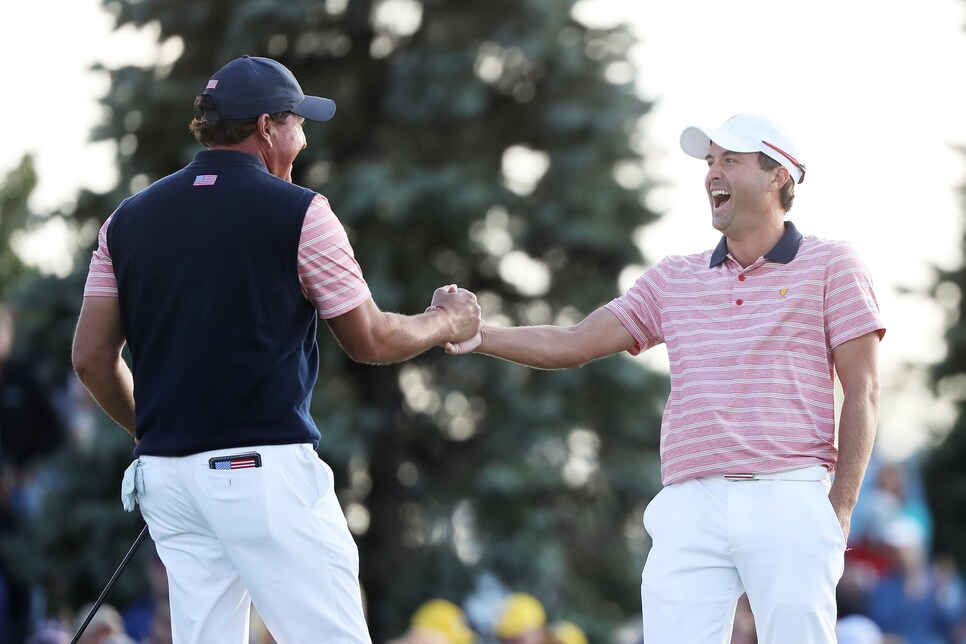 phil-mickelson-kevin-kisner-presidents-cup-friday-2017.jpg