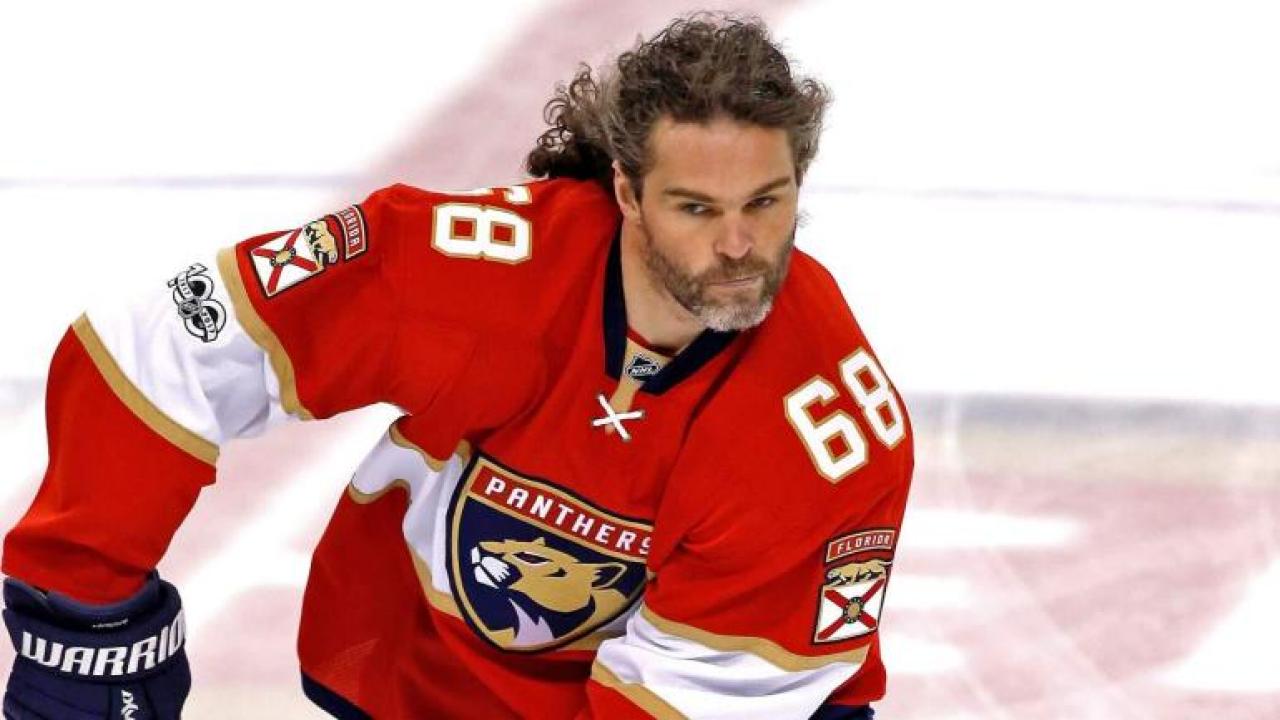 Jaromir Jagr battles rust, fatigue in first Flames skate - The Garden Island