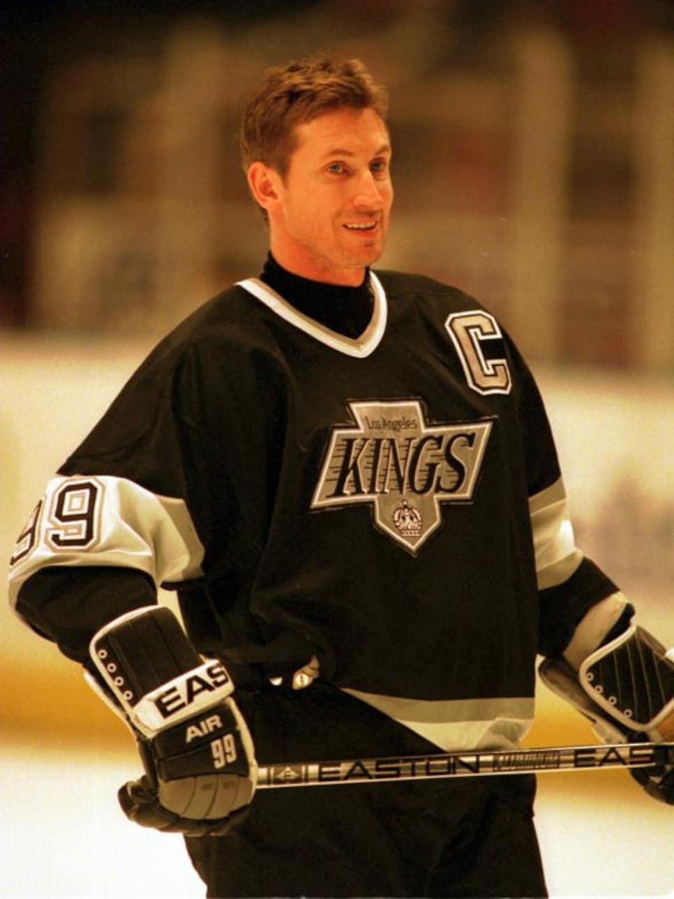 LA-Los-Angeles-Kings-Throwback-Retro-Black-Jersey-1988-98.jpg