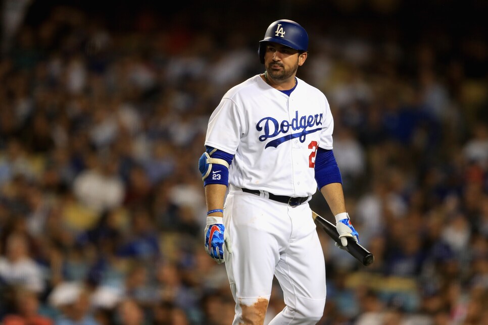 L.A. Dodgers' Adrian Gonzalez Spends His Offseason Playing Fantasy