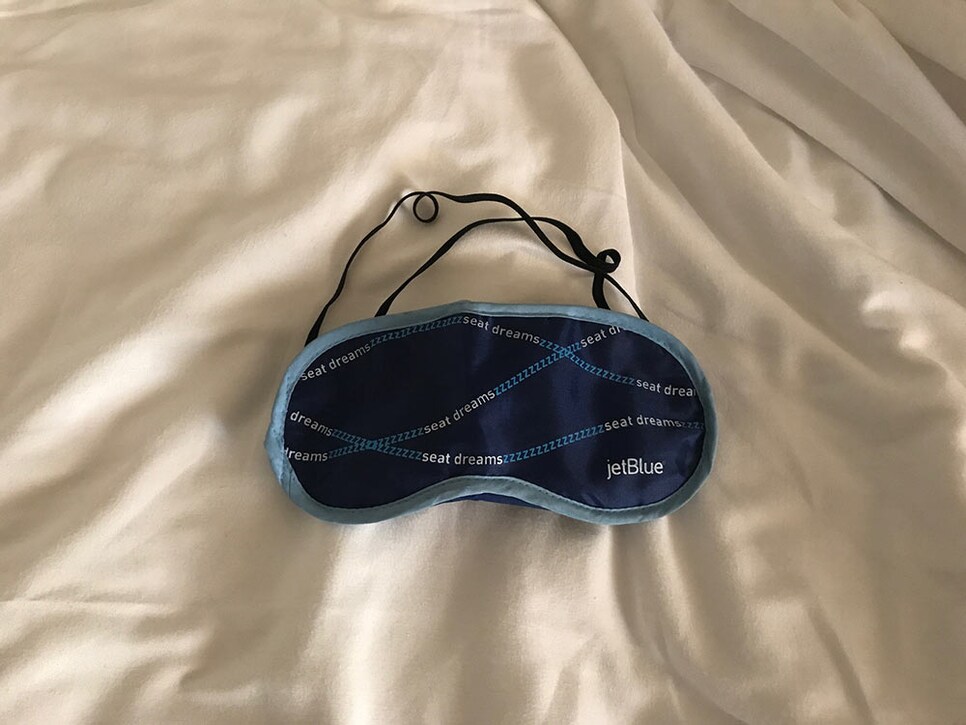 171030-sleep-mask.jpg