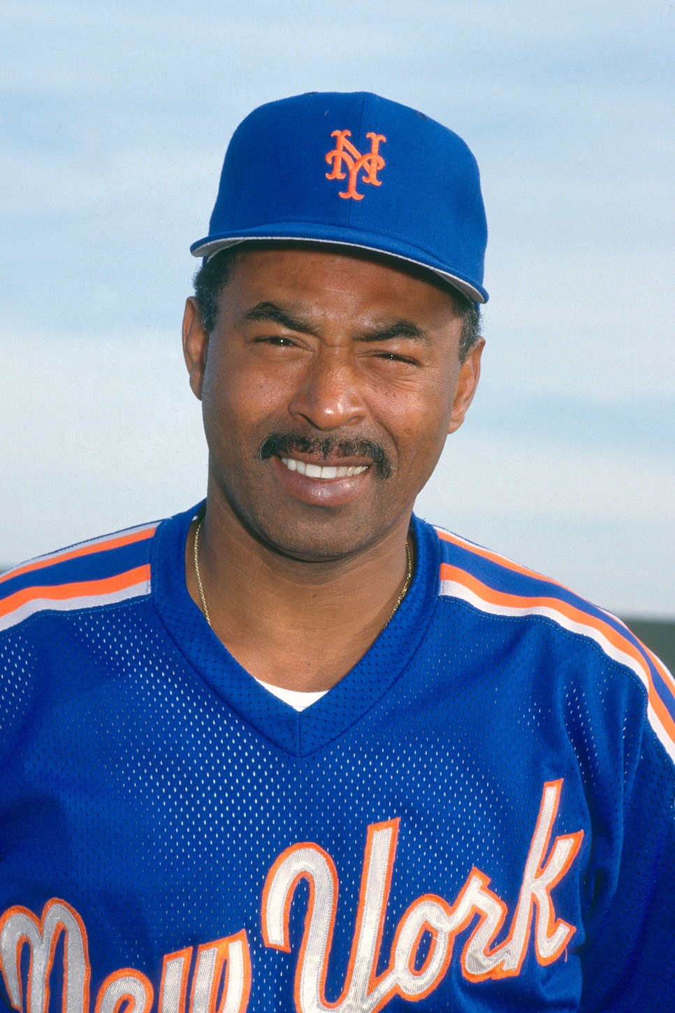 Remembering the greatest mustache team in sports: The '86 Mets, This is  the Loop