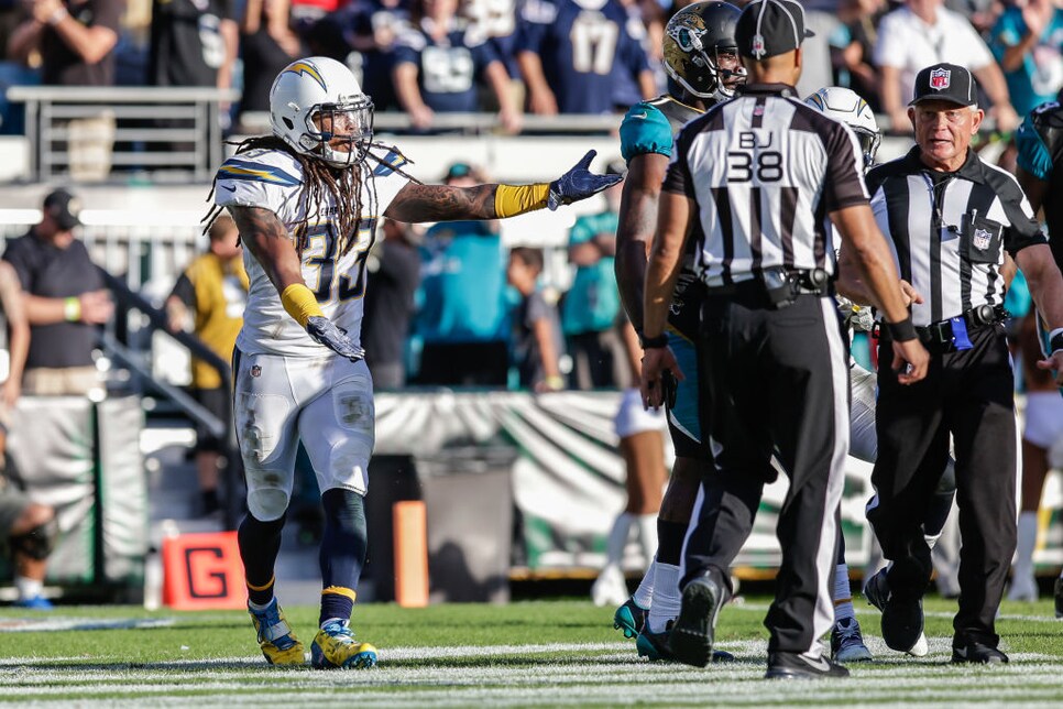 NFL: NOV 12 Chargers at Jaguars