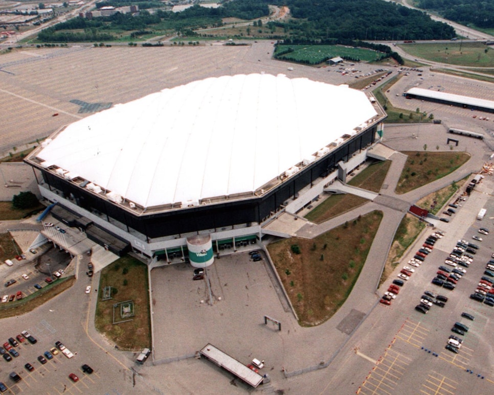 Pontiac Silverdome, Former Home to Detroit Lions, in Decay - ABC News