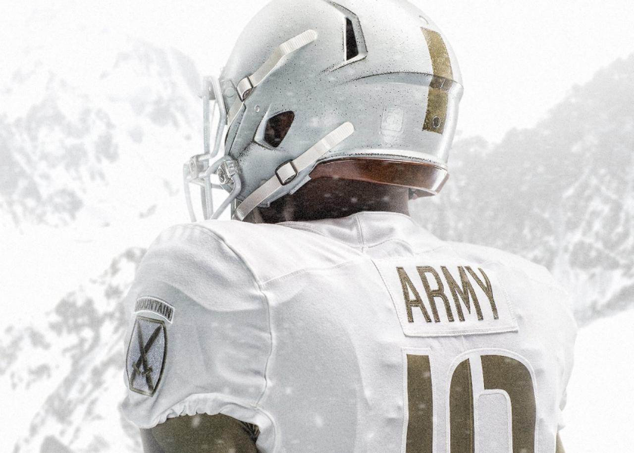 The all white uniforms in the snow 