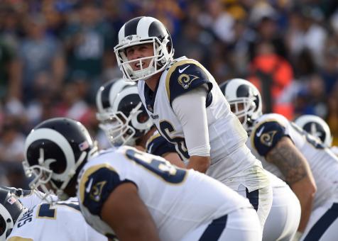 Jared Goff got his O-line beer coolers and Henny for Christmas