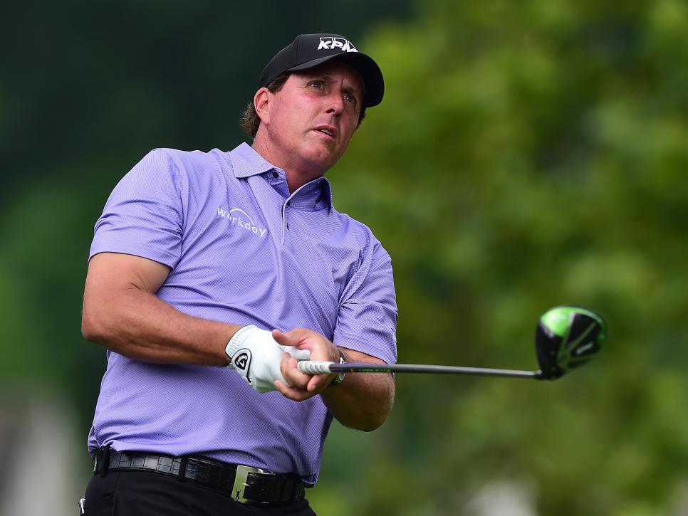 Golfers-Who-Give-Back-Phil-Mickelson.jpg