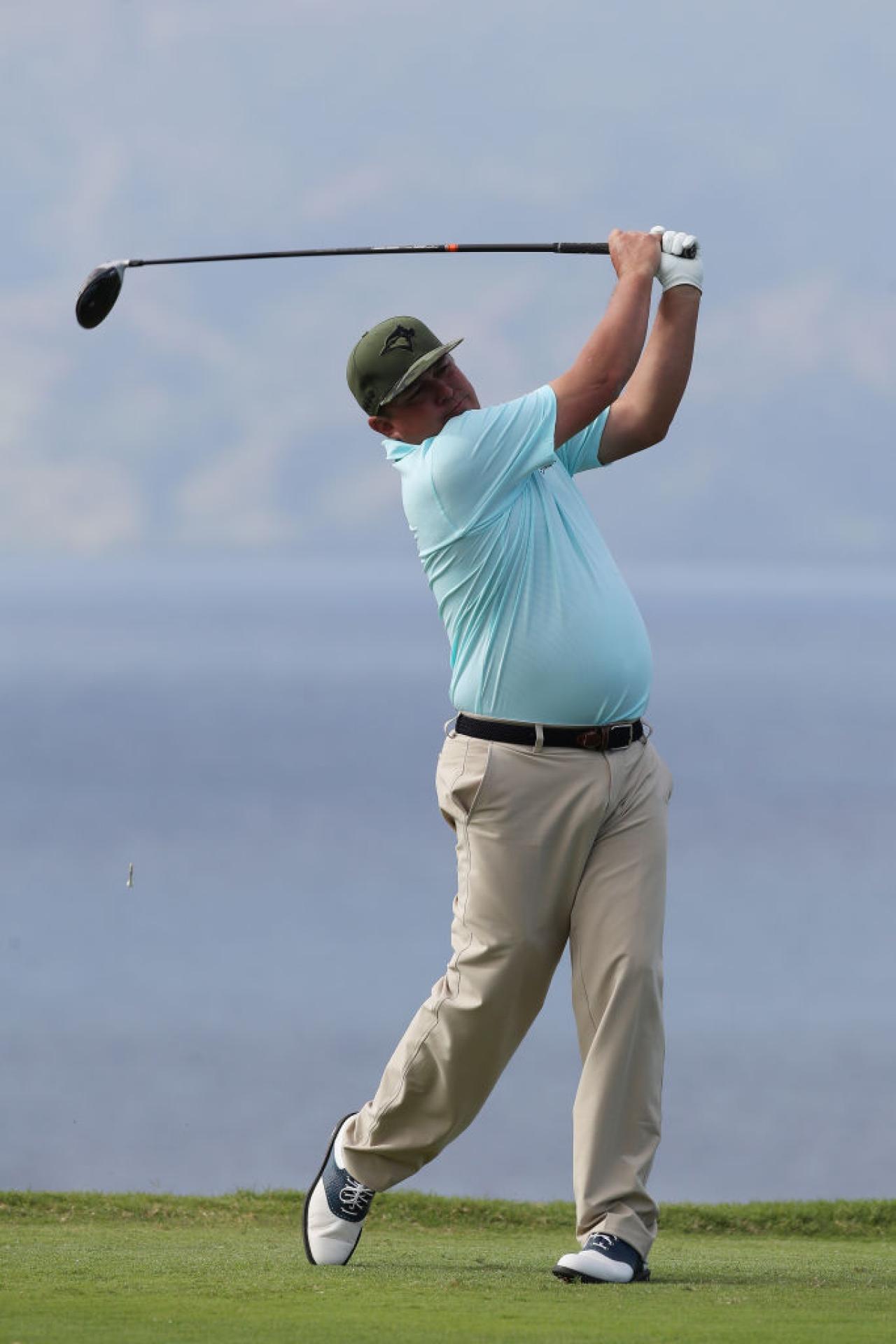 Rickie Fowler's pineapple hat turns heads in Florida