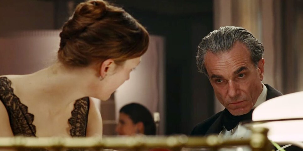 the-phantom-thread-trailer-1e98fcf2-7417-4ff9-bb81-a75e0cabd04b.jpg