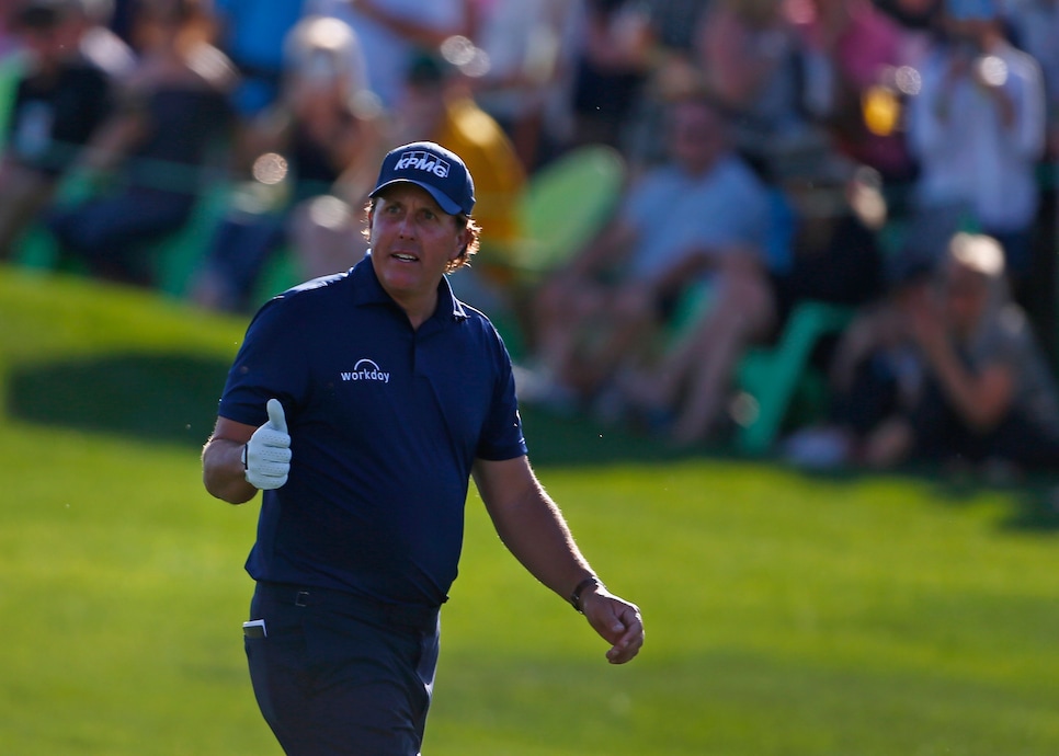 phil-mickelson-waste-management-2018-sunday-thumbs-up.jpg