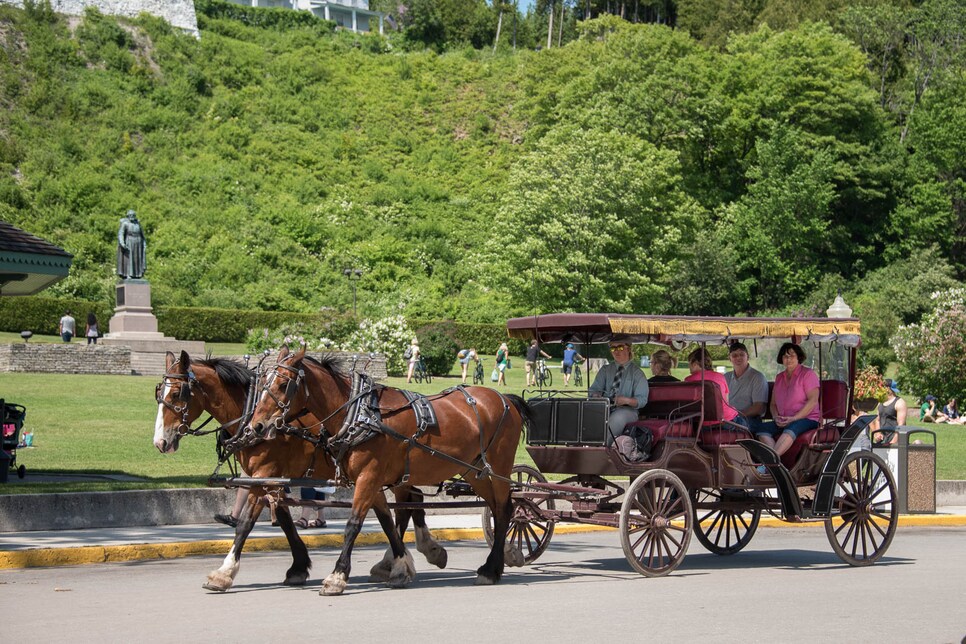 Michigan-Experiences3-Mackinac-Island.jpg