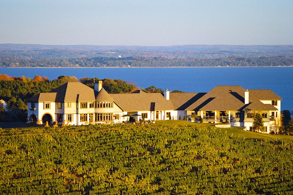 Michigan-Experiences2-Winery-Chateau-Chantal-Traverse-City.jpg