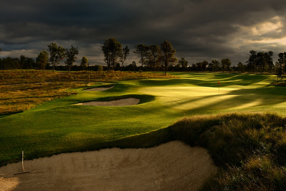 Michigan-Must-Plays3-The-Loop-at-Forest-Dunes.jpg