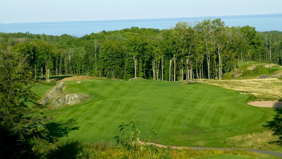 Michigan-Instagram-Courses-Greywalls-at-Marquette-GC-7.jpg