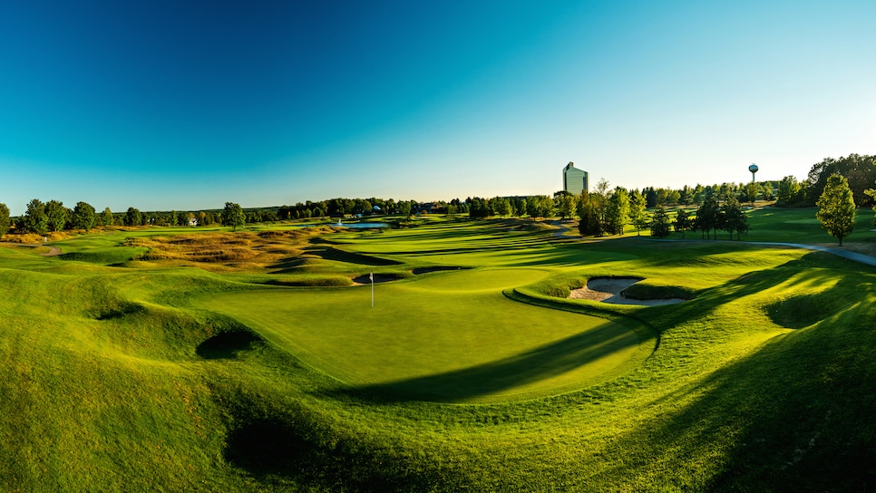 Michigan-Instagram-Courses-The-Bear-Grand-Traverse-Resort-Spa-1.jpg