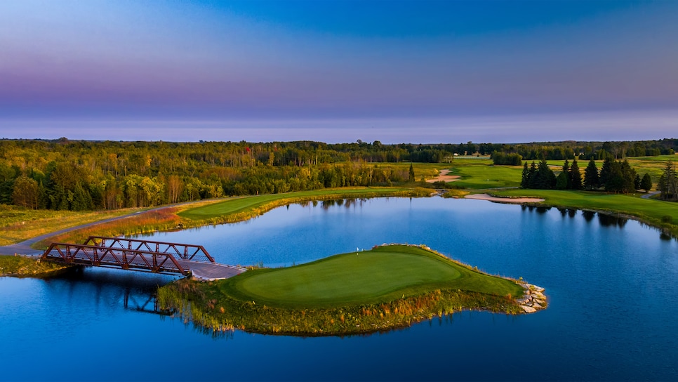 Michigan-Instagram-Courses-Sweetgrass-GC-at-Island-Resort-Casino-15.jpg