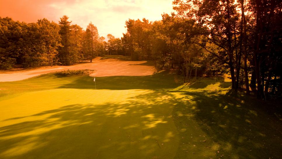 Michigan-Walkable-Courses-Grand-Haven-Golf-Club.jpg