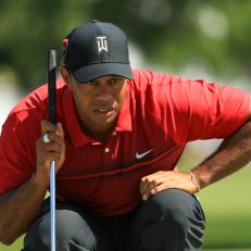 PALM BEACH GARDENS, FL - FEBRUARY 25: Tiger Woods lines up his putt on the fourth green during the final round of the Honda Classic at PGA National Resort and Spa on February 25, 2018 in Palm Beach Gardens, Florida. (Photo by Mike Ehrmann/Getty Images)