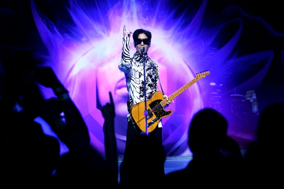 Prince And Lotusflow3r.com Make History With "One Night... Three Venues"