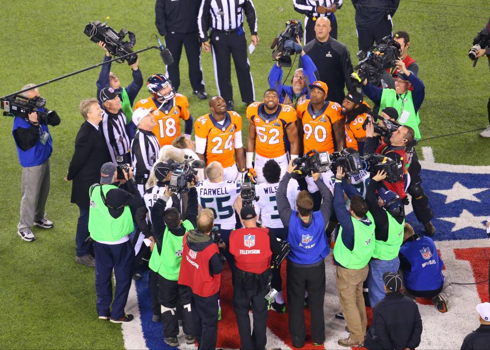 Sportsbook offers most ridiculous odds ever on NFL coin toss prop bet, This is the Loop