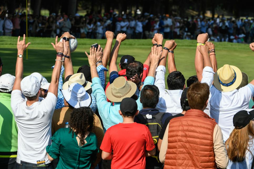 MEXICO CITY, MEXICO - MARCH 04: Fans cheer after Justin Thomas holed out from the fairway on the 18th hole during the final round of the World Golf Championships-Mexico Championship at Club de Golf Chapultepec on March 4, 2018 in Mexico City, Mexico. (Photo by Ryan Young/PGA TOUR)