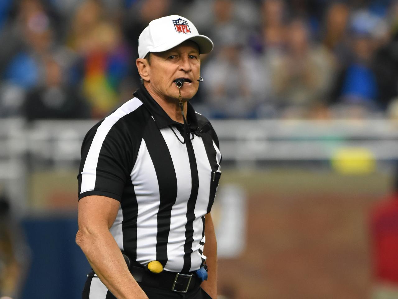 NFL ref Ed Hochuli retires, wore a striped shirt for 28 years