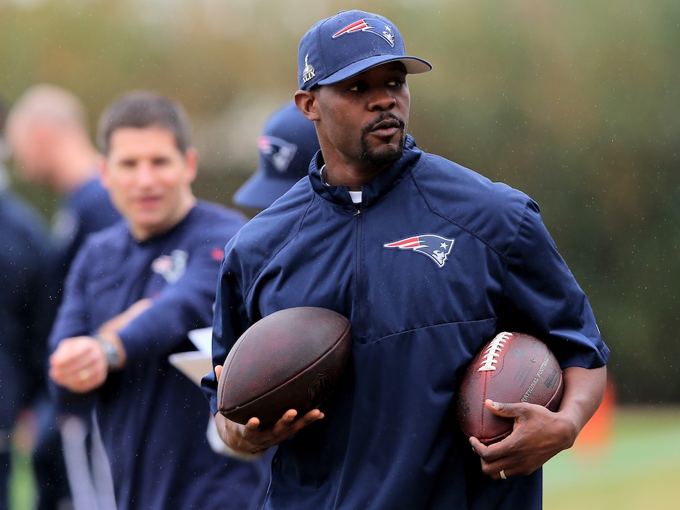 Patriots shaft linebackers coach with the ol' more work, no