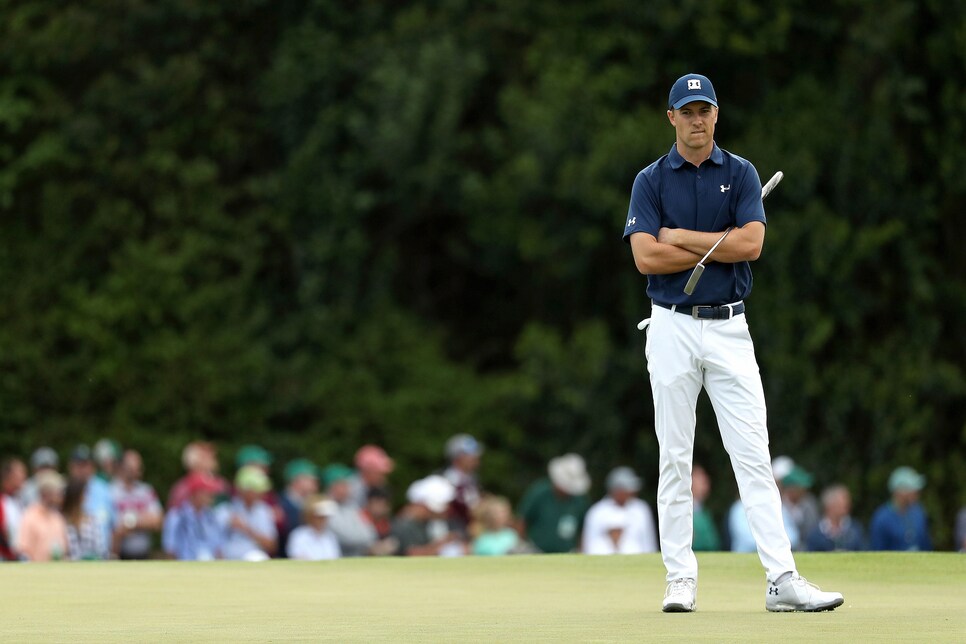 jordan-spieth-masters-2018-thursday-standing-arms-crossed.jpg