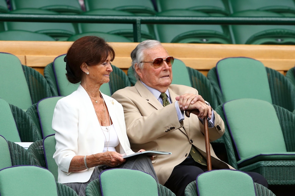 peter-alliss-wife-wimbledon-2017.jpg