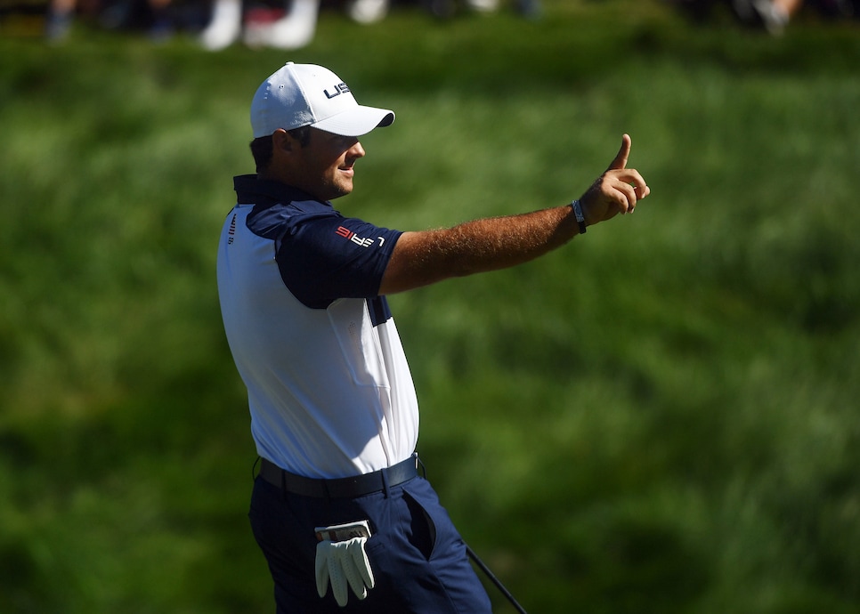 patrick-reed-ryder-cup-2016-finger-waving.jpg