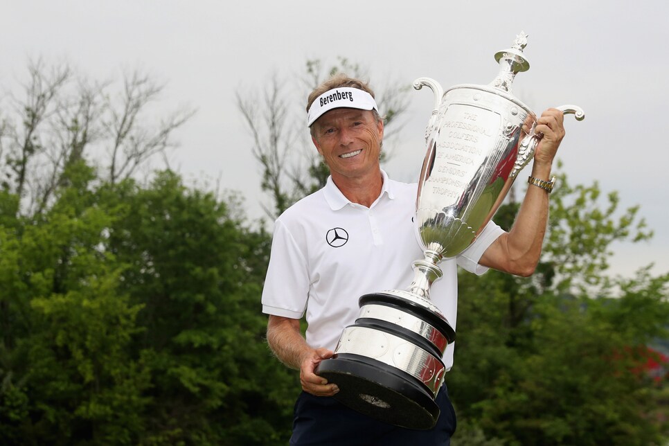 bernhard-langer-senior-pga-trophy-2017.jpg