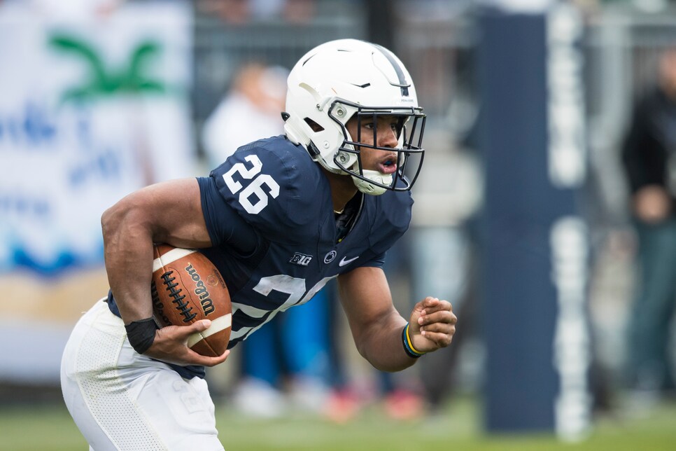 Saquon Barkley gets pep talk from Adrian Peterson 