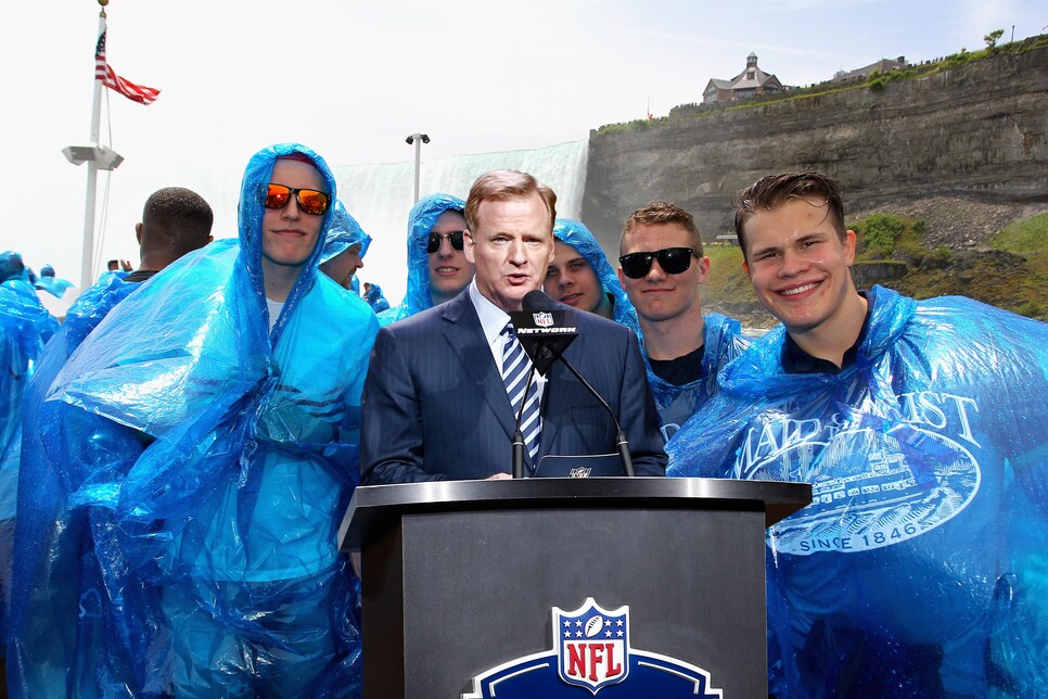 2016 NHL Draft - Maid Of The Mist Ride