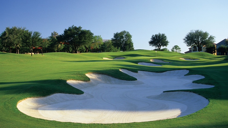 TPC-Los-Colinas-Four-Seasons-Resort-hole-16-Dallas.jpg