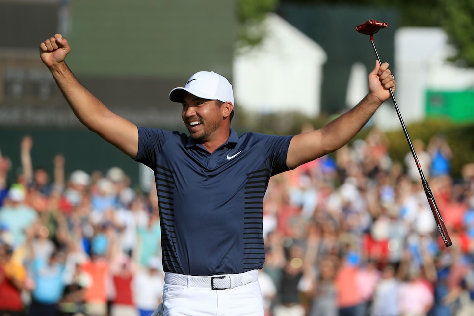 jason-day-wells-fargo-2018-sunday-hands-up-18th.jpg