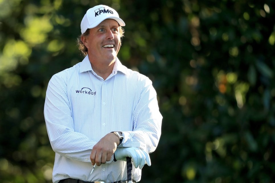 180510-phil-mickelson-shirt.jpg