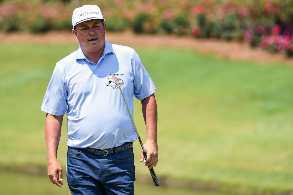 180514-dufner-putting.jpg