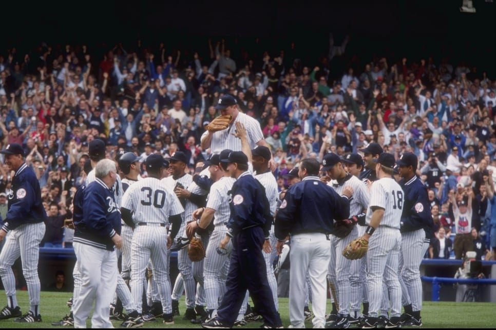 David Wells perfect game: Yankee pitcher makes history in 1998 - Sports  Illustrated Vault