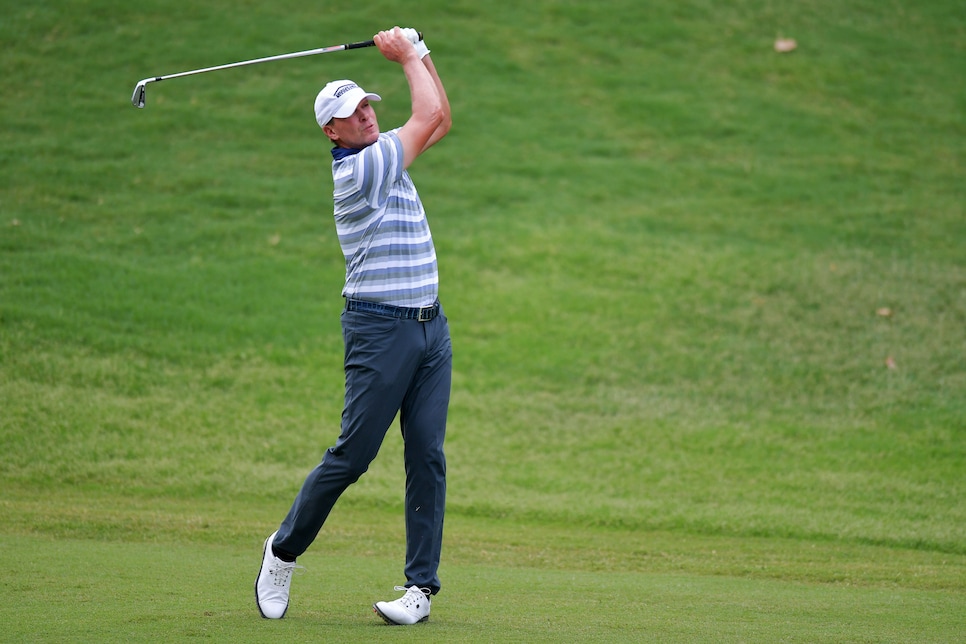 steve-stricker-2018-regions-tradition-sunday-swinging.jpg