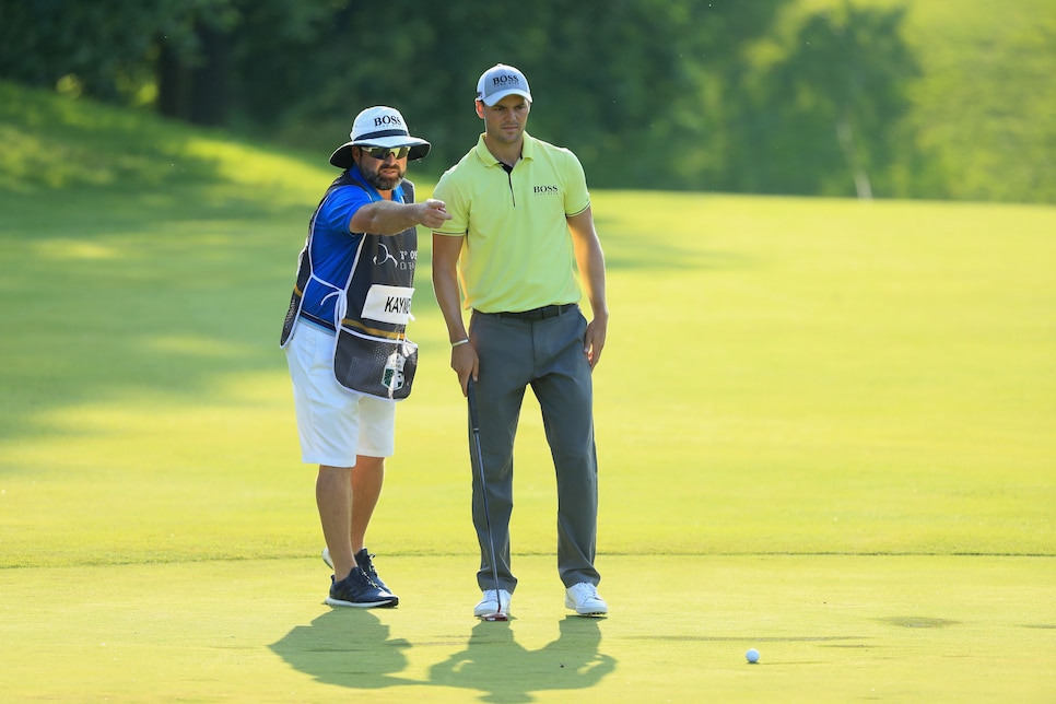 martin-kaymer-2018-italian-open-putting-with-caddie.jpg