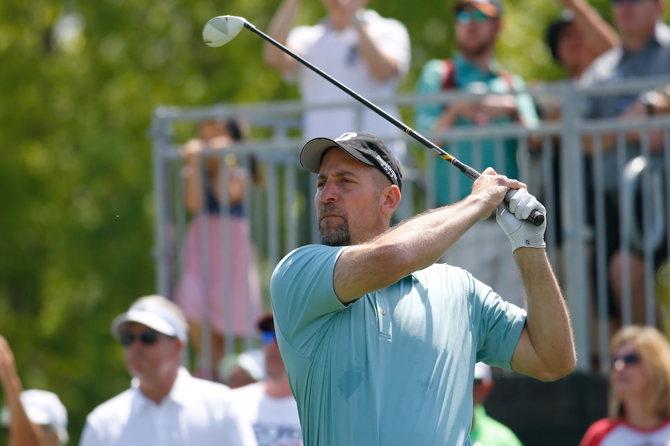 Hall of Fame pitcher John Smoltz qualifies for golf US Senior Open