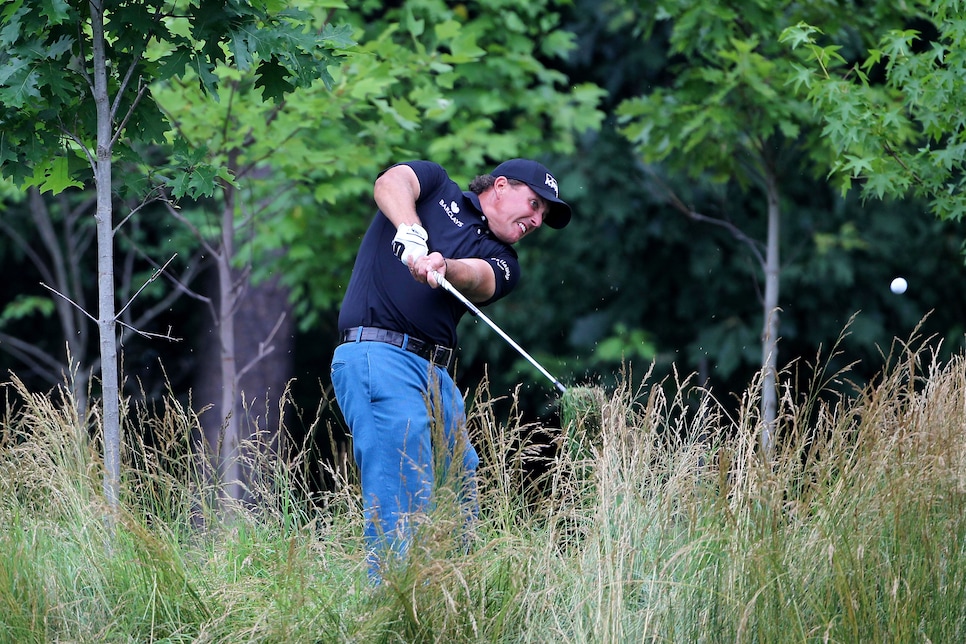 during the first round of the 111th U.S. Open at Congressional Country Club on June 16, 2011 in Bethesda, Maryland.