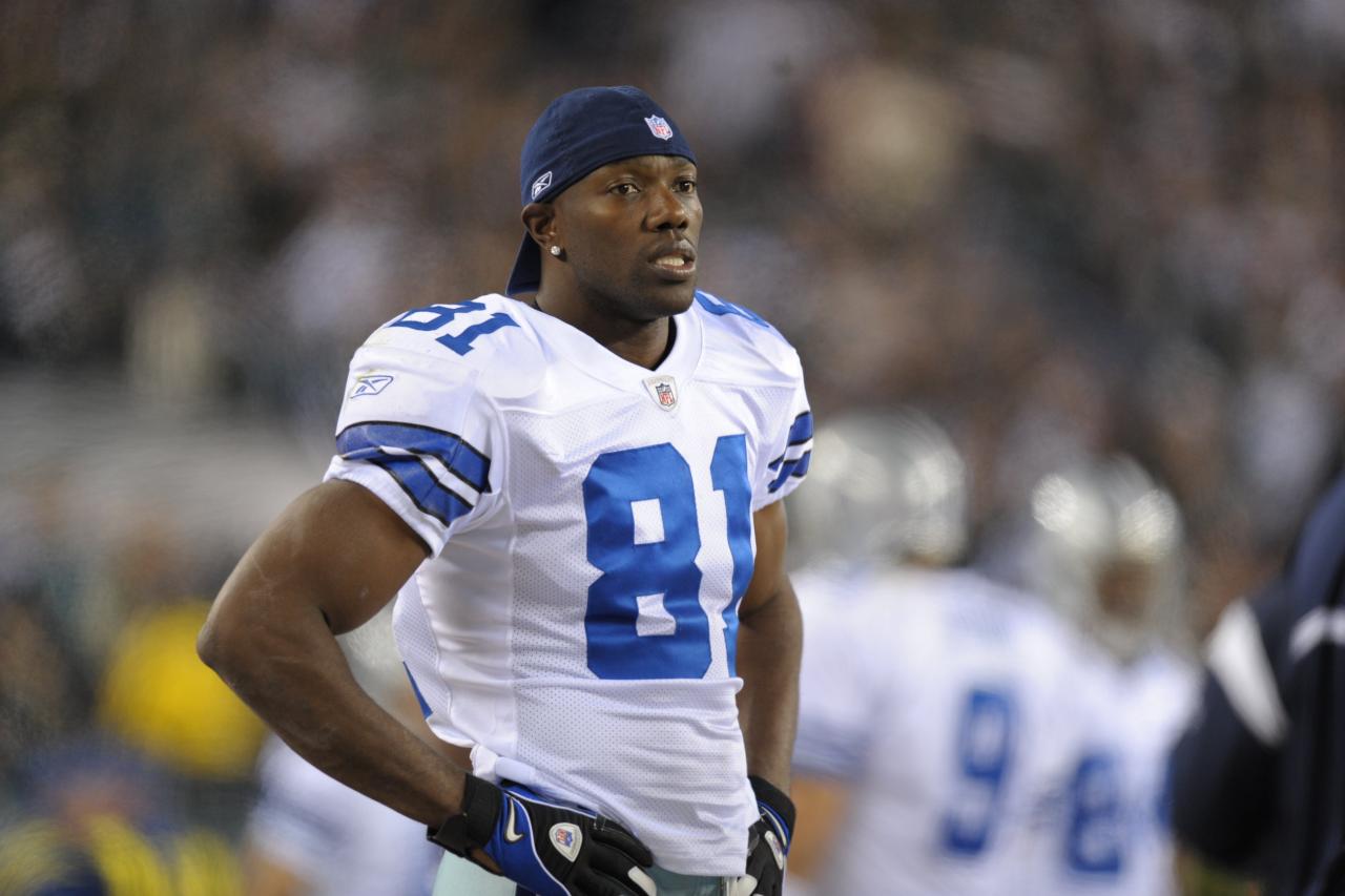 Terrell Owens: Behind the scenes of a defiant HOF weekend - Sports