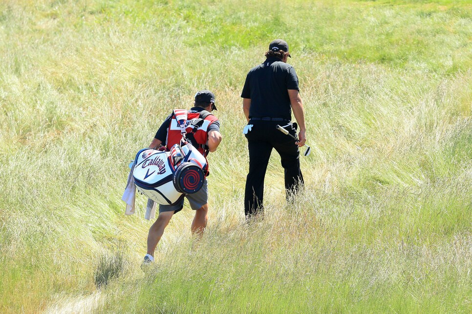 during the final round of the 2018 U.S. Open at Shinnecock Hills Golf Club on June 17, 2018 in Southampton, New York.