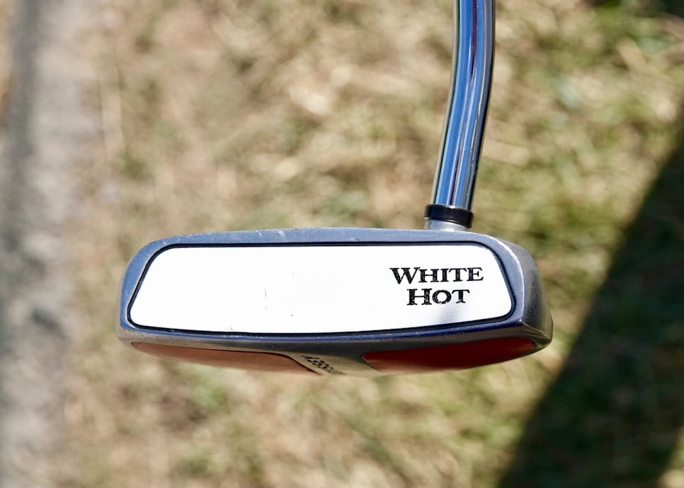 sam saunders putter 1.png